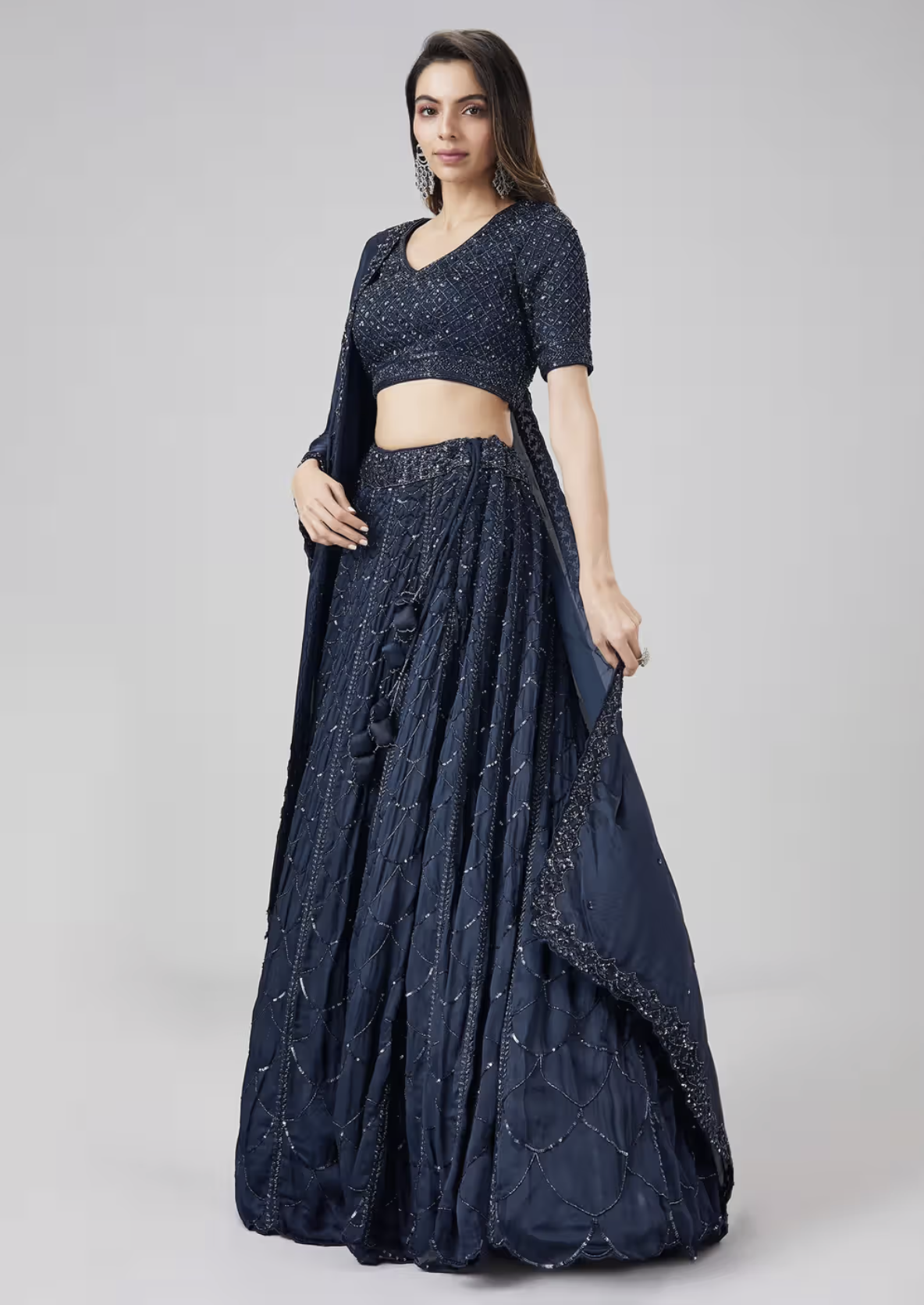 Outfit and mood inspiration for India · Reception - Women